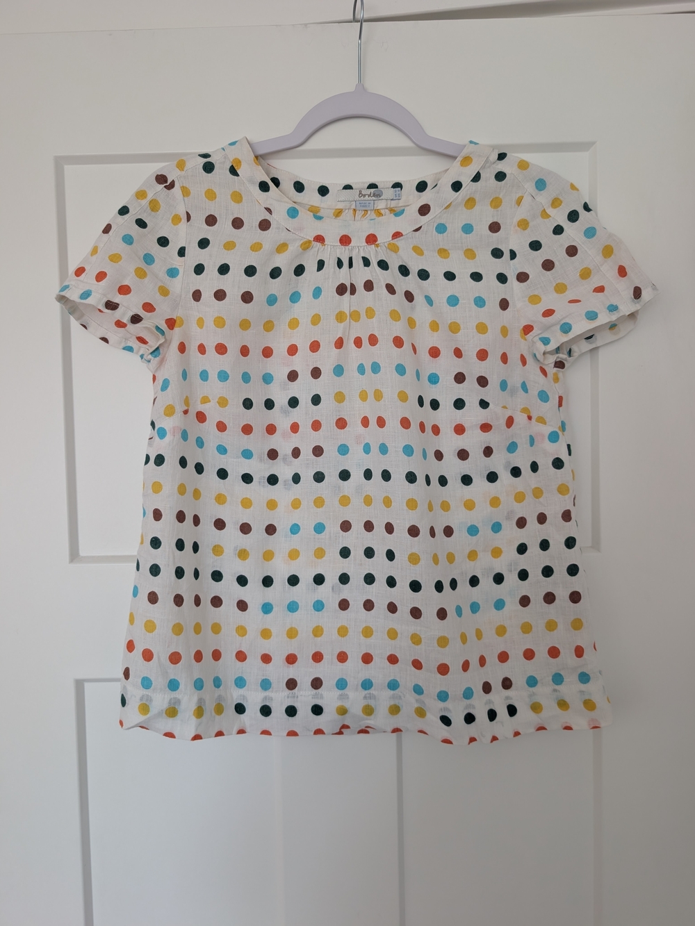 Boden White Short Sleeve Top with Multicolor Polka Dots Size 6